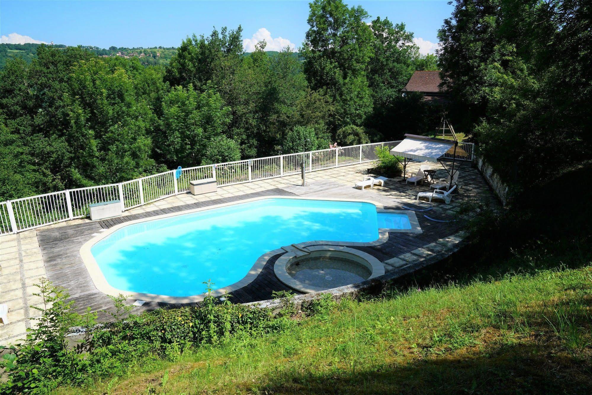 Causse-et-Diege Hotel Restaurant Le Murier De Viels - Grand Figeac מראה חיצוני תמונה